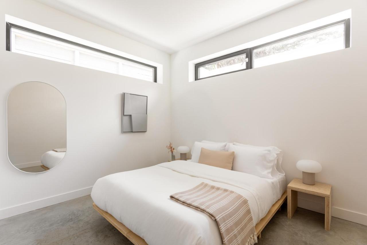 Welcome To Kinn Apartment - Lovely One Bedroom Vancouver Exterior foto